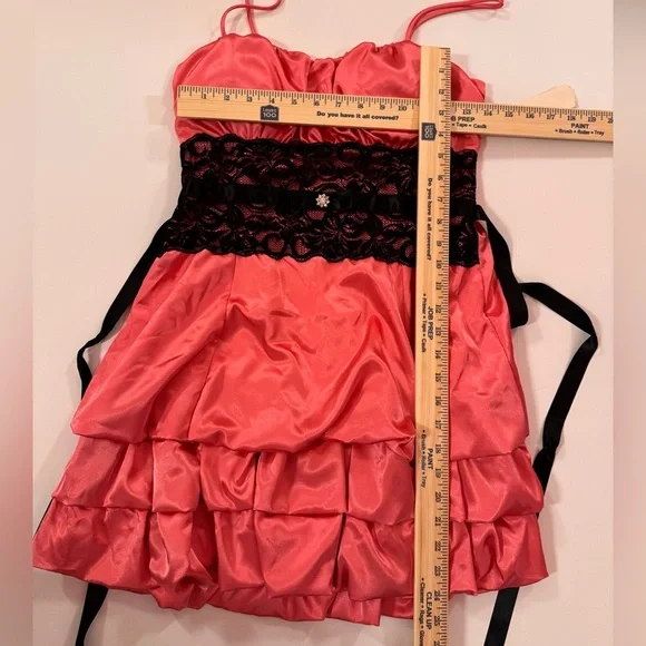 Y2K Pink Ruffled Dress with Black Lace Waist size L - Picture 7 of 7